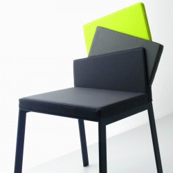 Karina 644 fém vázas szék szövet kárpittal