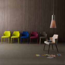 Jolly 277 kőrisfa karosszék műbőr kárpit üléssel és lábakkal