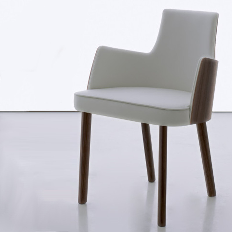 Mila 265 párnázott karosszék műbőr kárpittal