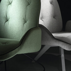 Betibú P-SL fém vázas kárpitozott fotel